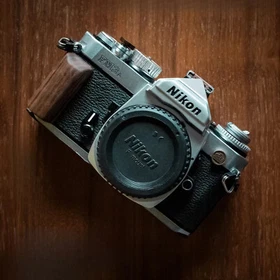 Wood Wooden Hand Grip Camera Holder For Nikon FM FM2 FM2A FM2T FE FE2 FM3A