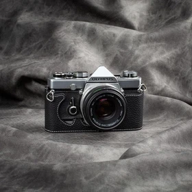 Handmade Real Leather Half Camera Case Bag Cover For Olympus OM-1 OM10 OM3