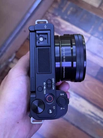 Sony ZV-E10 ZVE10 24.2MP Mirrorless Camera w/16-50mm Lens Tested English-95% New