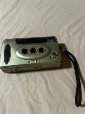 813836 3D IMAGE Motor Drive Automatic Point Shoot Film Camera