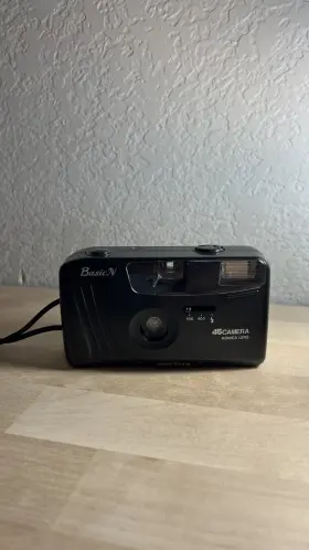 E273470 45 CAMERA Film Point Shoot Konica Lens