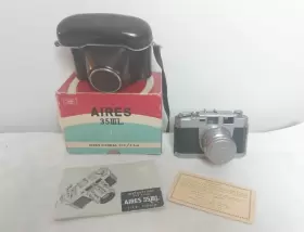 35-III AIRES Aries Camera Box Manual