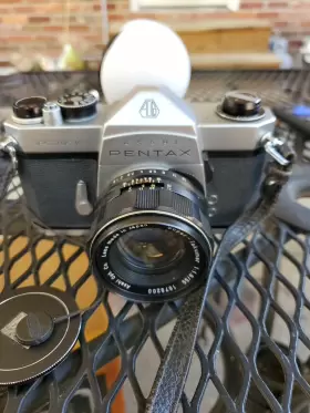 1474984 ASAHI PENTAX Spotmatic Camera Sl