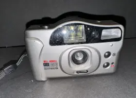 BF-905 BELL AND HOWELL Big Finder Auto Focus Reduction Camera #3
