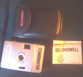 BF905K BELL AND HOWELL Point Shoot Film Camera