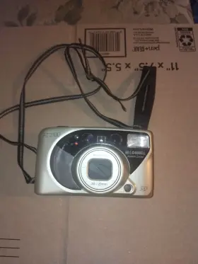 PZ3100 BELL AND HOWELL Point Shoot Film Camera