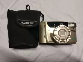 PZ3300 BELL AND HOWELL Auto Focus Point Shoot Film Camera