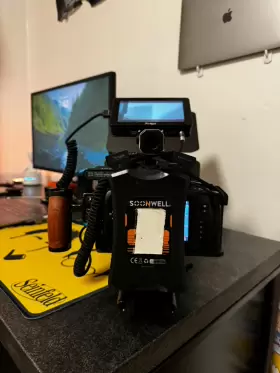 BMPCC6K BLACKMAGIC DESIGN Barley Rigged Plenty Extras #2