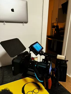 BMPCC6K BLACKMAGIC DESIGN Barley Rigged Plenty Extras