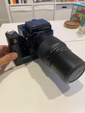 B6125461 BRONICA Zenza Etrsi Film Camera Wlvf Grip