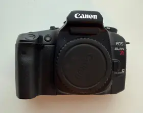 5201230 CANON Eos Elan Controlled Focus Slr Film Camera Body