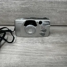 5852913 CANON Sure Shot Zoom Point Shoot Camera