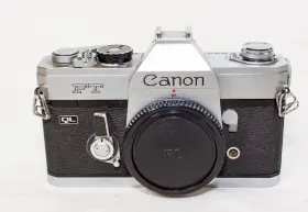 738013 CANON Ql Slr Film Camera Body