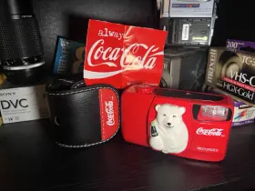 22601 COCA-COLA Polar Bear Motorized Camera Flash