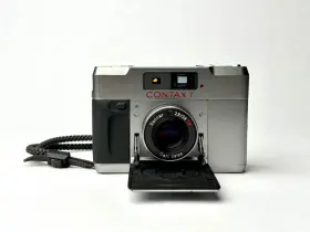 008626 CONTAX Rangefinder Film Camera Light Leaks