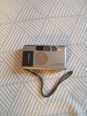 057561 CONTAX Titan Point Shoot Film Camera