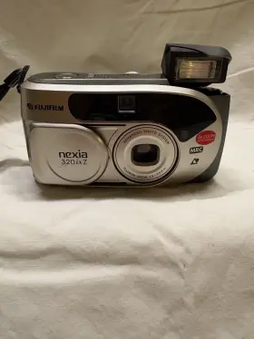 320IXZAPS FUJIFILM Fujufilm Nexia Film Camera Zoom Popup