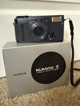 4030546 FUJIFILM Film Camera Klasse
