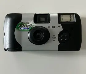 7033661 FUJIFILM Quicksnap Flash Disposable Camera