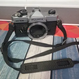 MPF105X FUJIFILM Fujica Slr Film Camera Body Fuji