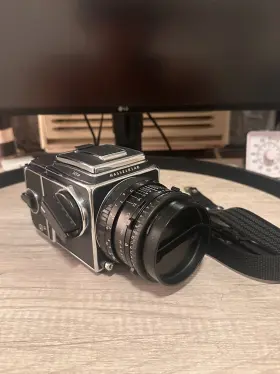 10238 HASSELBLAD Lens Strap