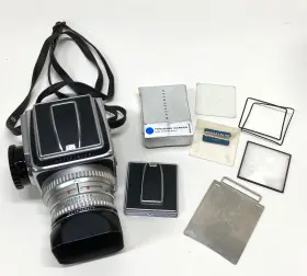 CR32311 HASSELBLAD Camera Body Zeiss Planar