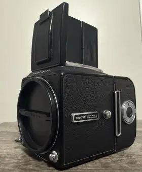 UE1232955-RP3248090 HASSELBLAD Format Camera Body