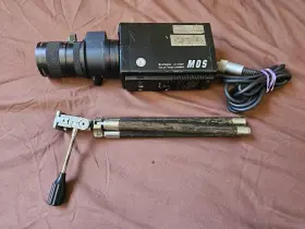 VK-C1000 HITACHI Mos First Video Camera Tripod #2