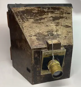 6FT.6 KAUFMANN FABRY Camera