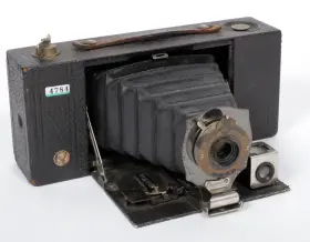 NO2A KODAK BROWNIE Format Folding Pocket Camera