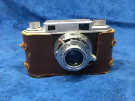 34928 KONICA Camera