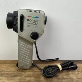 CV-301 KONICA Video Camera