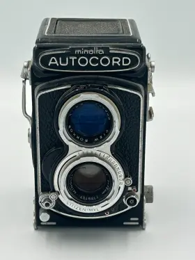 1116418 KONICA MINOLTA Autocord Film Camera