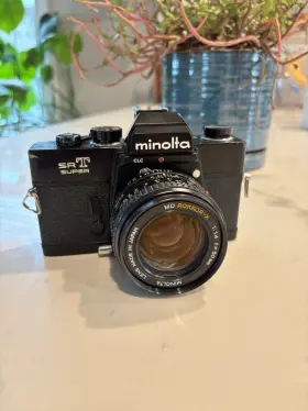 1208091 KONICA MINOLTA Srt Md Rokkor