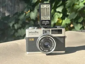 736415 KONICA MINOLTA Matic Rokkor Film Camera Flash Ex