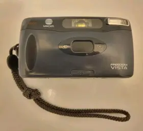 99118586 KONICA MINOLTA Vista Point Shoot Film Camera