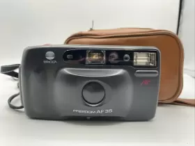 AF35 KONICA MINOLTA Quartz Camera