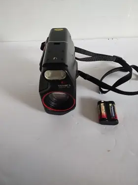 377344 KYOCERA Samurai Half Frame Film Camera