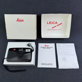 18-005 LEICA Mini Zoom Vario Elmar Camera Data Display Box