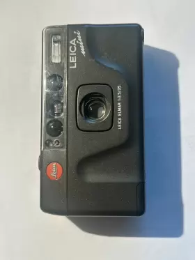 18006 LEICA Mini Rangefinder Elmar Minimal Booklet