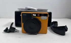 19102 LEICA Sofort Film Camera