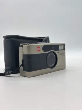 2096541 LEICA Minilux Summarit Film Camera