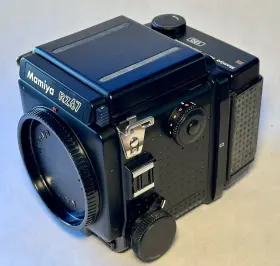 212200 MAMIYA Pro Format Slr Camera Body Magazine Ex