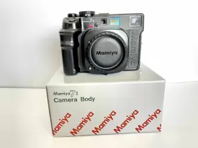 215-020 MAMIYA Rangefinder Camera Body