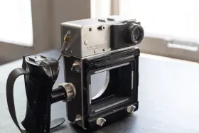 A76301 MAMIYA Press Camera Grip #2