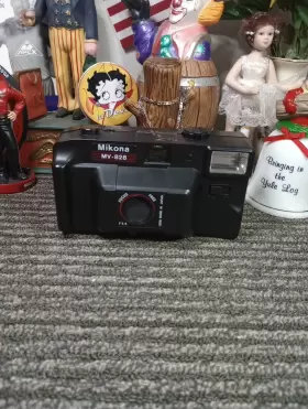 MV-828 MIKONA Point Shoot Film Camera