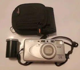 39120361 MINOLTA Zoom Point Shoot Film Camera