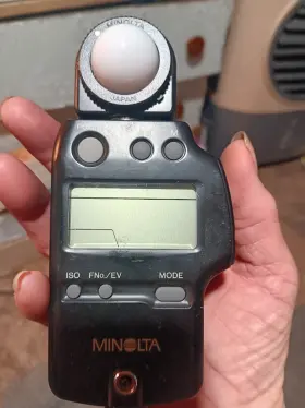 71813090 MINOLTA Auto Meter