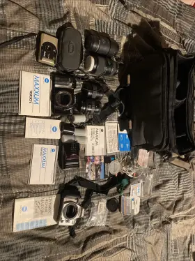 91208206 MINOLTA Maxxum Viviparous Cameras