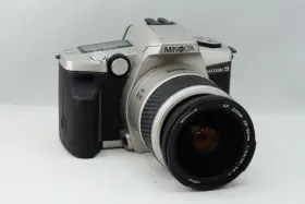 99102412 MINOLTA Maxxum Slr Film Camera Lens